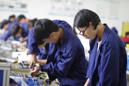 需要考個電工證怎么報名價格多少錢帶你了解