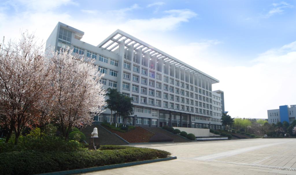 重慶學校(重慶十大私立貴族學校)-圖1