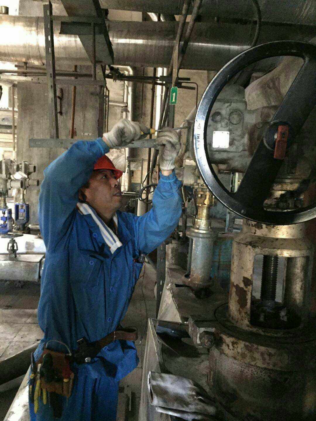 男孩去化工廠做儀表工好嗎(化工廠最舒服的崗位)-圖1