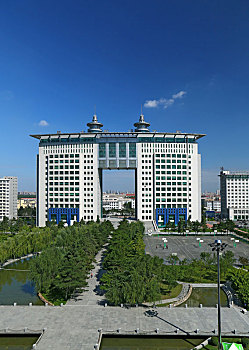 長春理工大學研究生學院-圖1