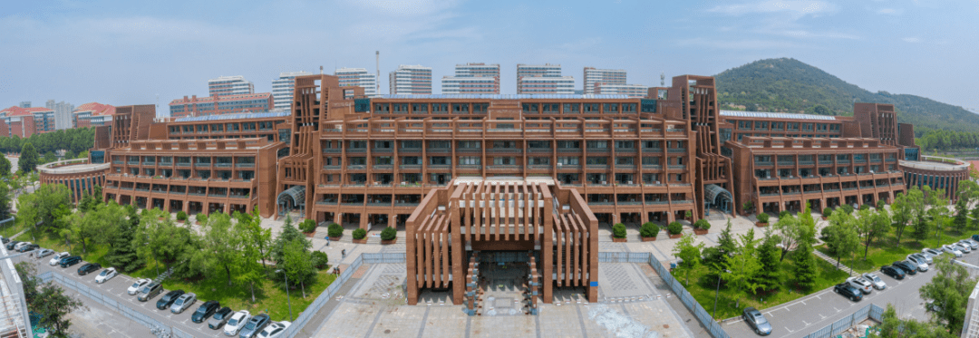 青島理工大學(xué)研究生處-圖1