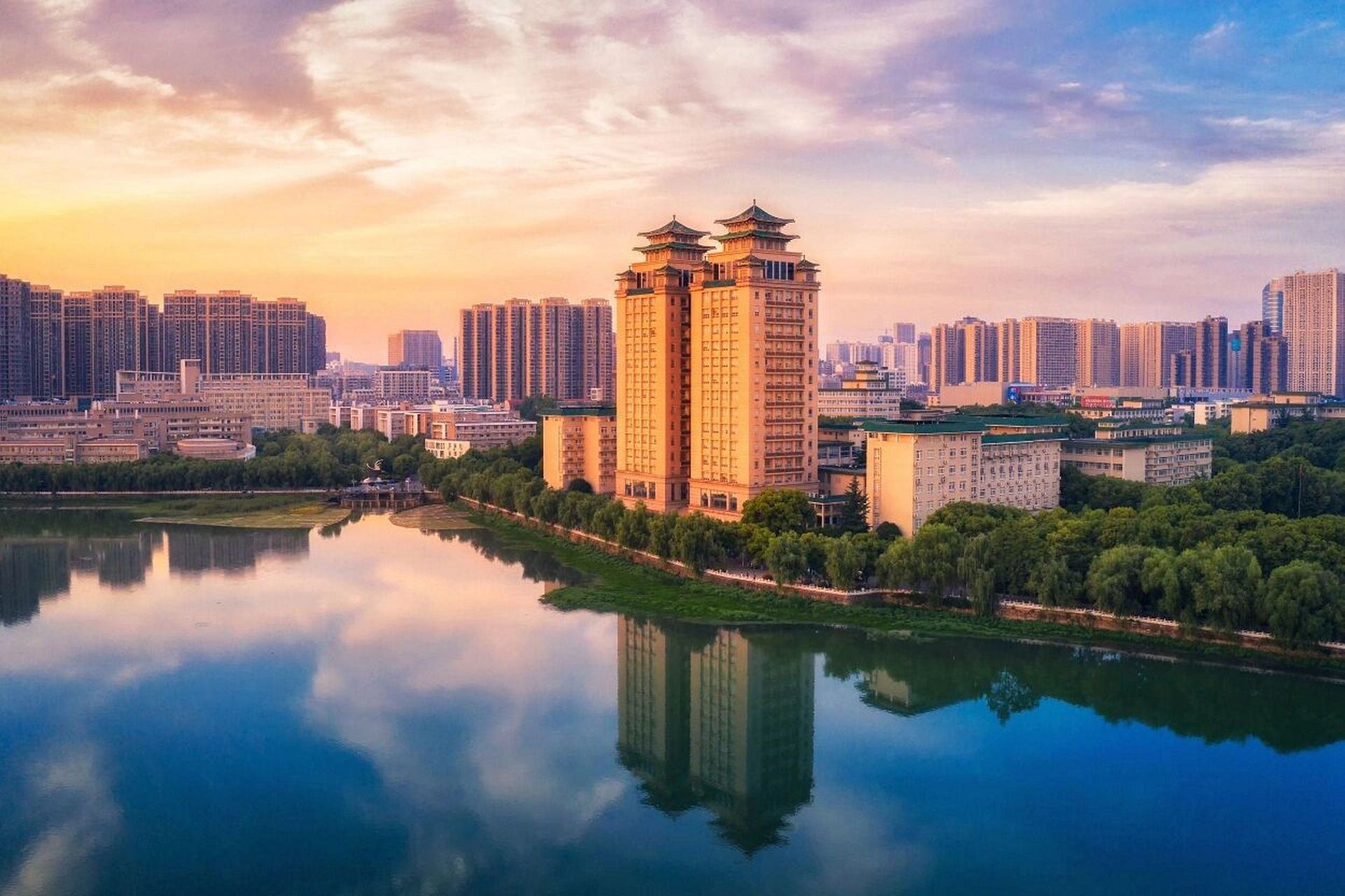 千萬別報考中南民族大學(xué)-圖1