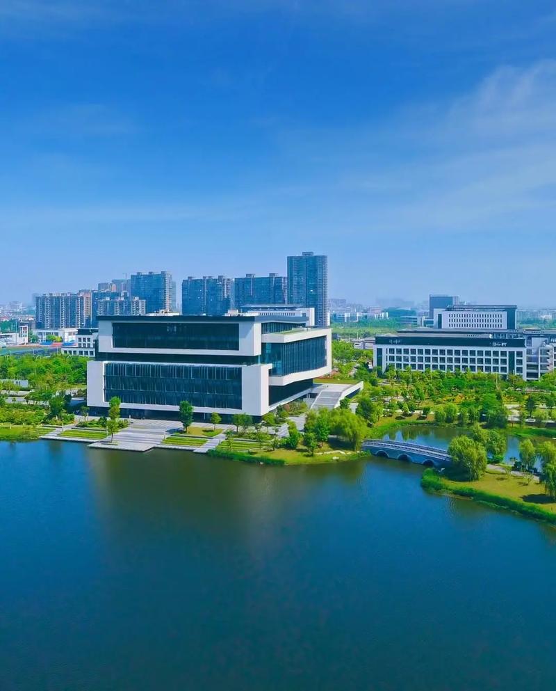 南京理工大學泰州學院-圖1