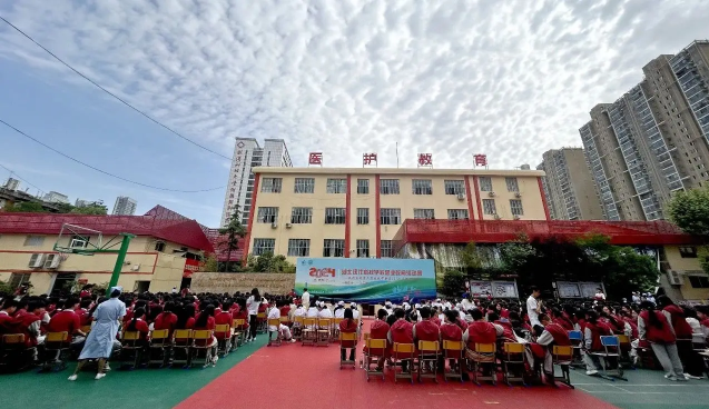 湖北武漢中專護理專業學校排名前五推薦-圖3