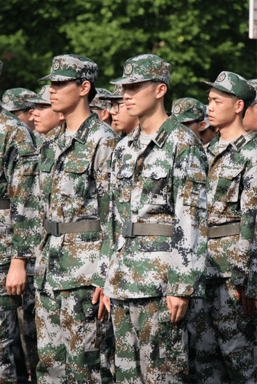 軍訓(xùn)穿什么衣服-圖1